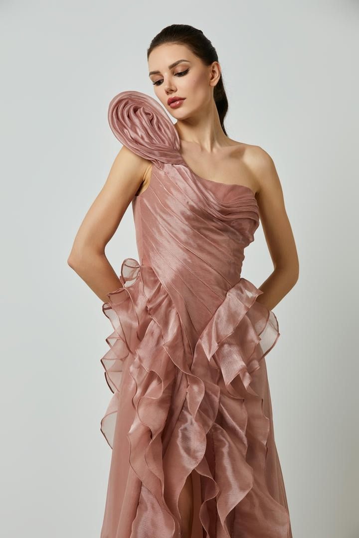 Statement wavy effect dress
