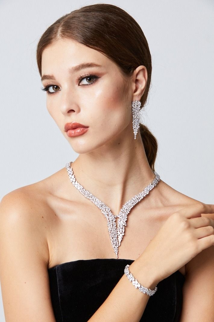 V-Shine Bridal Trio Set