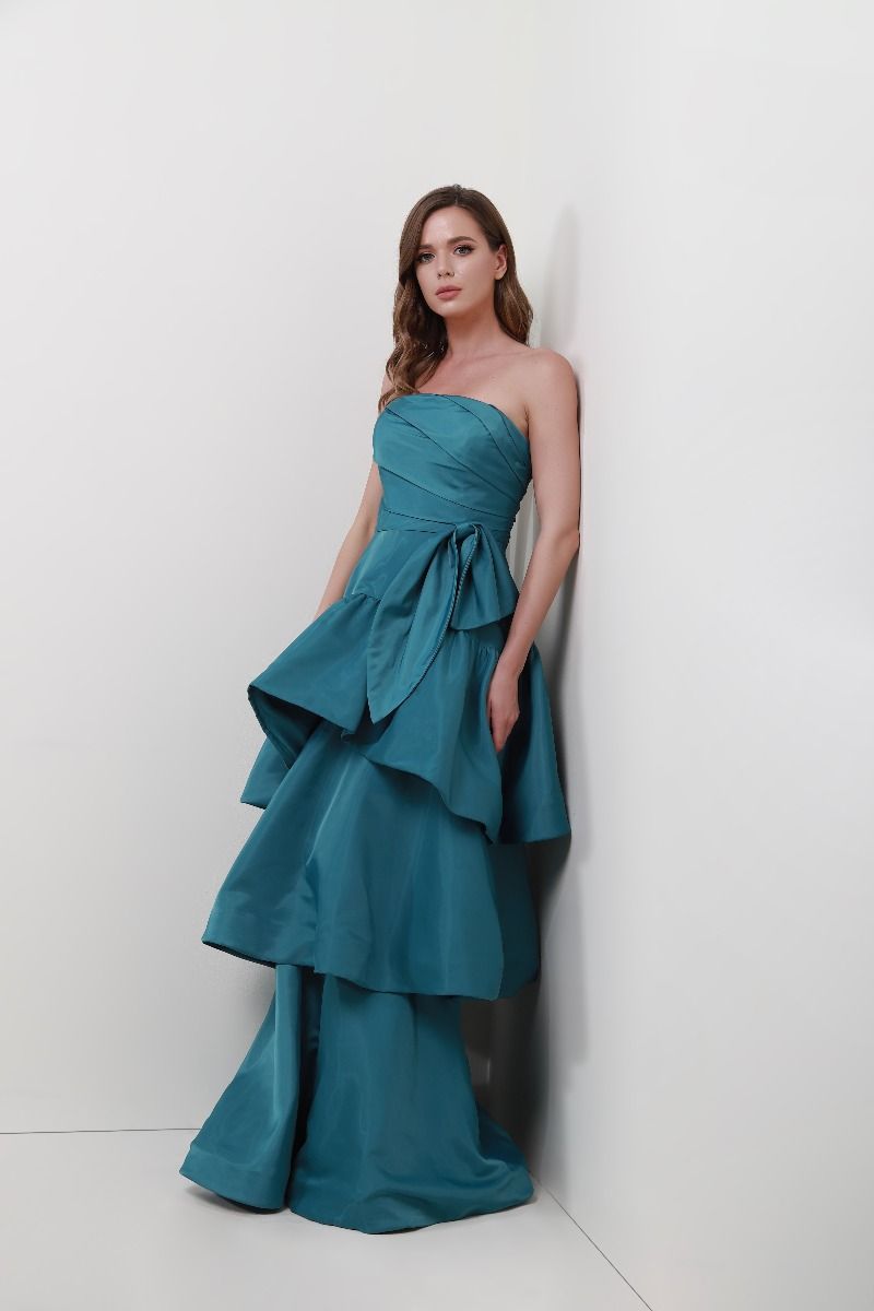Tiered sleeveless dress