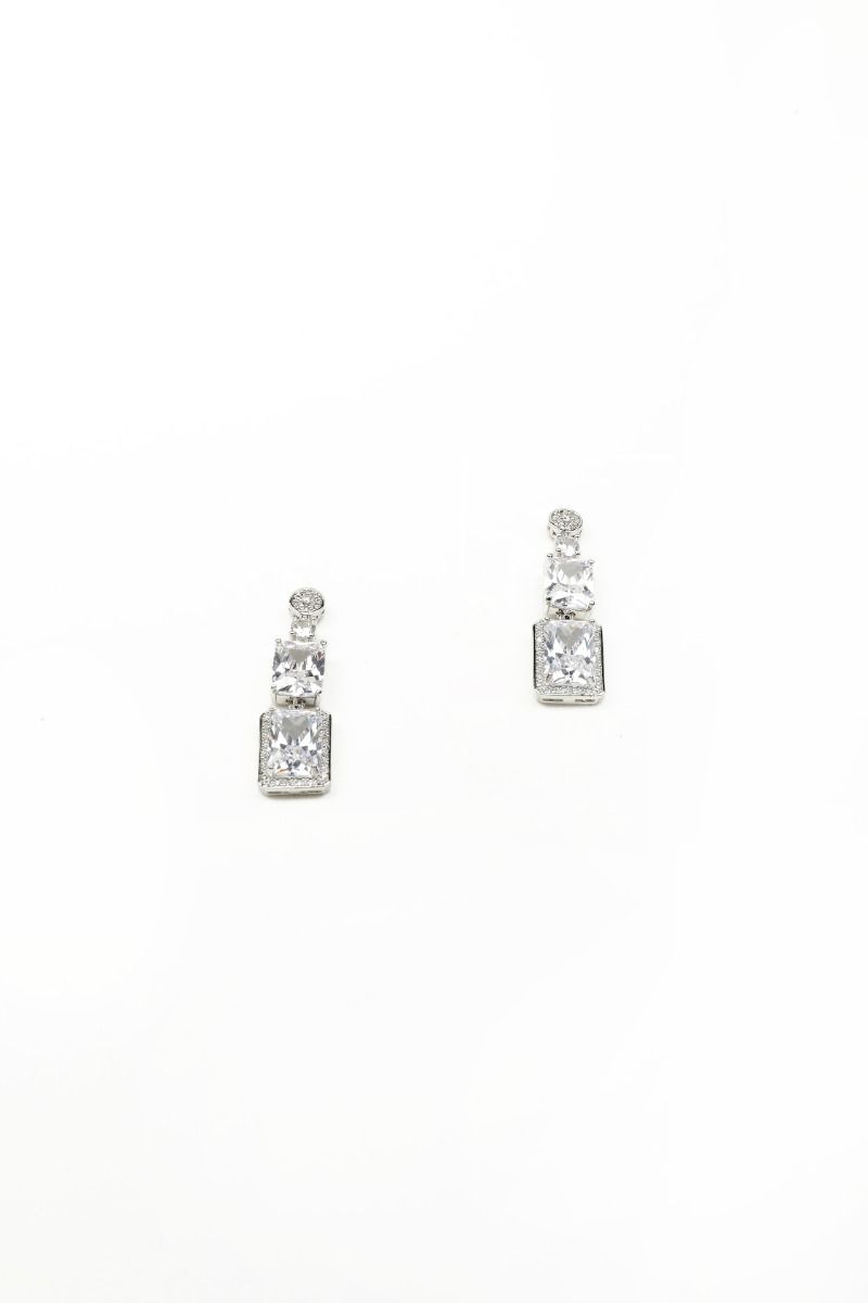 Square dropped earrings