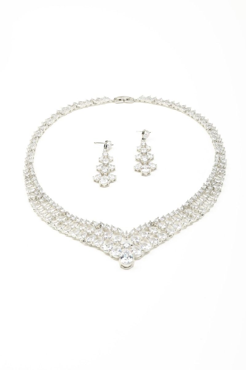 Teardrop stones set