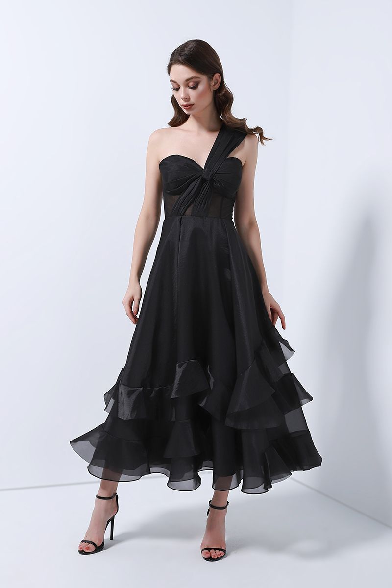 Sweetheart One-Shoulder Dress