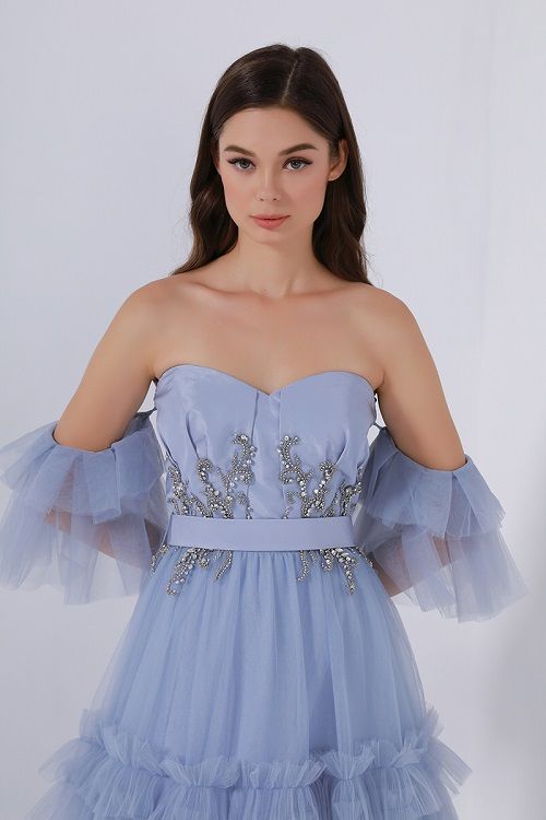Tiered off-shoulder dress