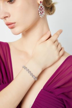 Royal Glow Crystal Bracelet