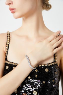 Royal Glow Crystal Bracelet